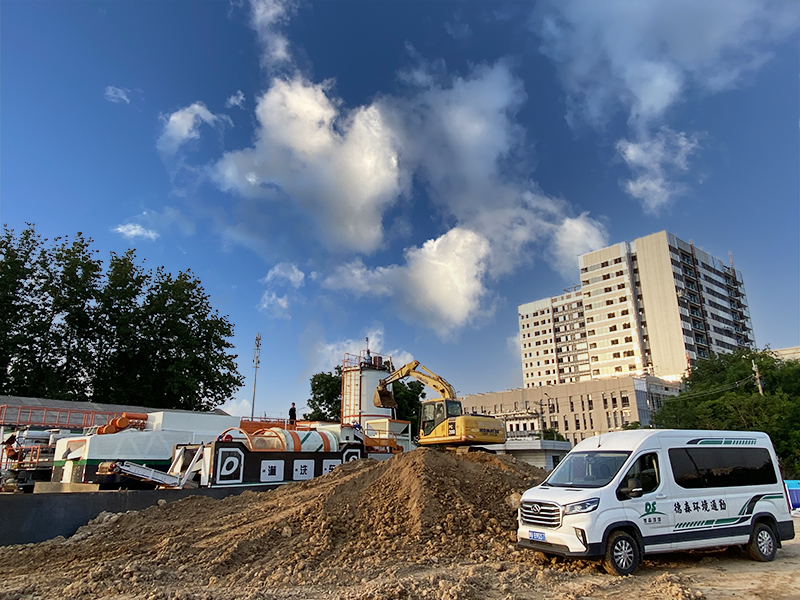 移動淋洗修復(fù)車應(yīng)用現(xiàn)場